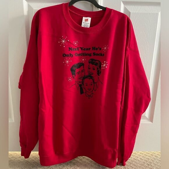 NWT Hanes Men’s Holiday Sweatshirt - Picture 1 of 6